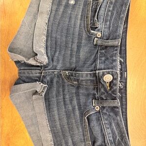 American Eagle Outfitters Women's Blue Jean low rise shorts